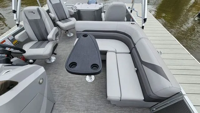 Slide: The Image of Bennington 21 SSNPXAPG 2020 - 23