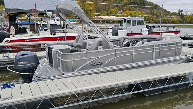 Slide: The Image of Bennington 21 SSNPXAPG 2020 - 24