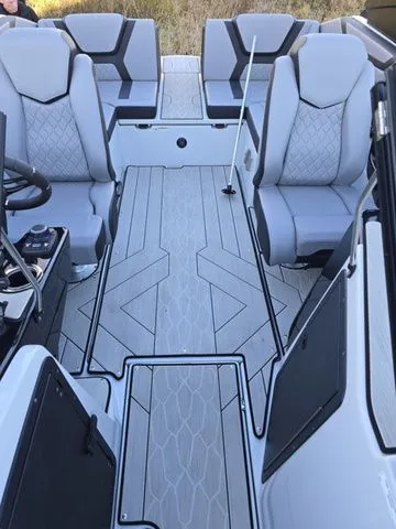 Slide: The Image of Yamaha 222XE 2024 - 5