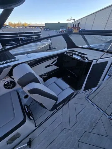 Slide: The Image of Yamaha 222XE 2024 - 7