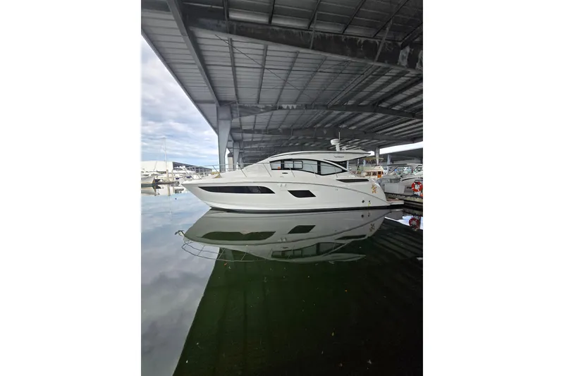 Slide: The Image of Manufacturer Provided Image: 2017 Sea Ray Sundancer 400 yacht on calm water. - 6