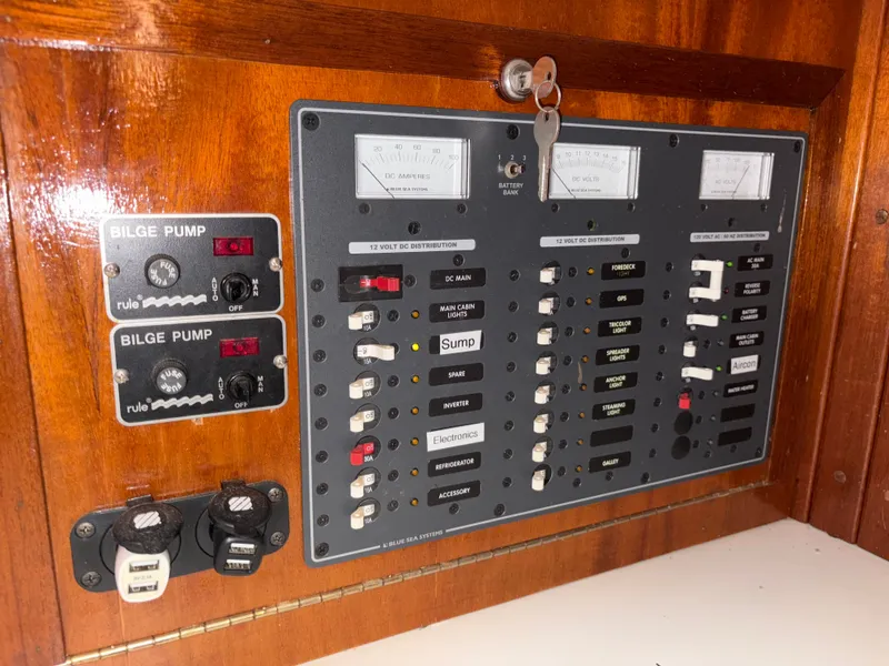 Slide: The Image of Allied Seawind MK II 1977 - 11