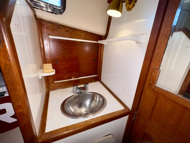 Slide: The Image of Allied Seawind MK II 1977 - 20