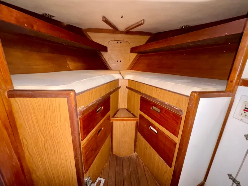 Slide: The Image of Allied Seawind MK II 1977 - 24