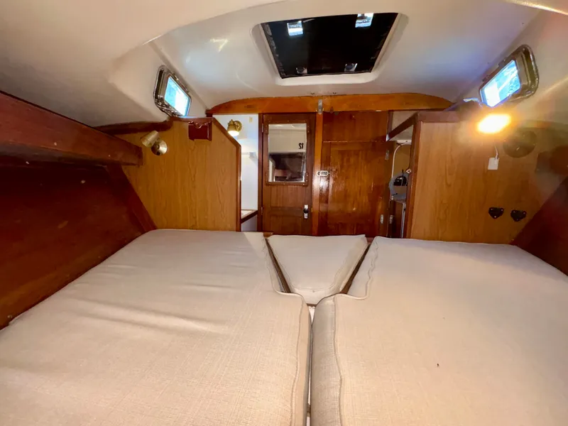 Slide: The Image of Allied Seawind MK II 1977 - 25