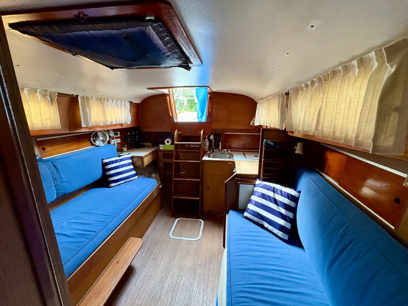 Slide: The Image of Allied Seawind MK II 1977 - 4