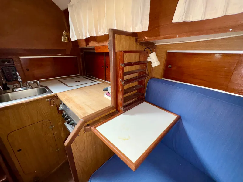 Slide: The Image of Allied Seawind MK II 1977 - 6