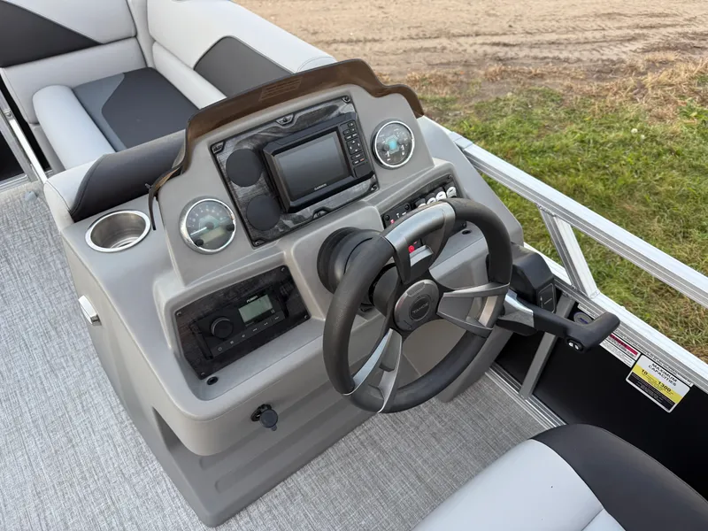 Slide: The Image of Tahoe Sport 2180 Swingback (VRB) & Honda 4-Stroke EFI 2026 - 14
