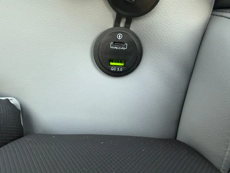 Slide: The Image of Tahoe Sport 2180 Swingback (VRB) & Honda 4-Stroke EFI 2026 - 25