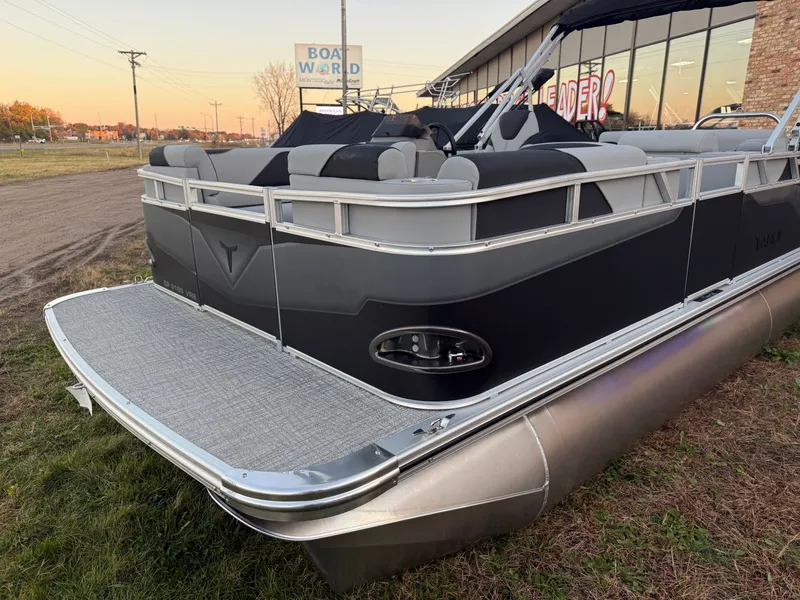 Slide: The Image of Tahoe Sport 2180 Swingback (VRB) & Honda 4-Stroke EFI 2026 - 39