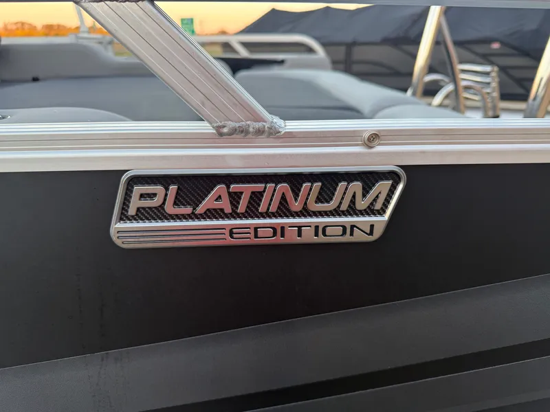 Slide: The Image of Tahoe Sport 2180 Swingback (VRB) & Honda 4-Stroke EFI 2026 - 43