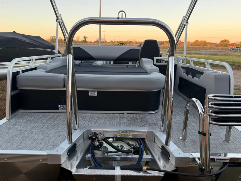 Slide: The Image of Tahoe Sport 2180 Swingback (VRB) & Honda 4-Stroke EFI 2026 - 48