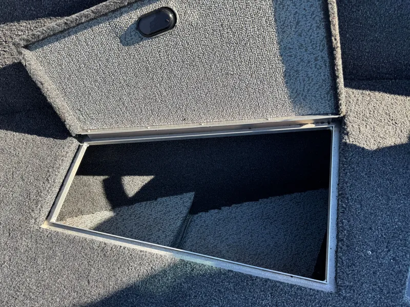 Slide: The Image of Lund 1875 Impact XS with 150HP Mercury Pro XS Fourstroke EFI 2021 - 12