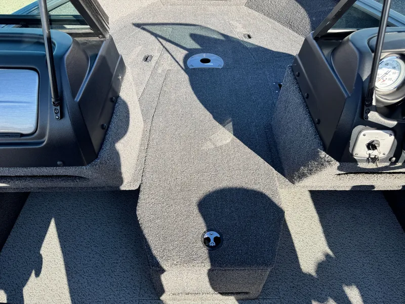 Slide: The Image of Lund 1875 Impact XS with 150HP Mercury Pro XS Fourstroke EFI 2021 - 14