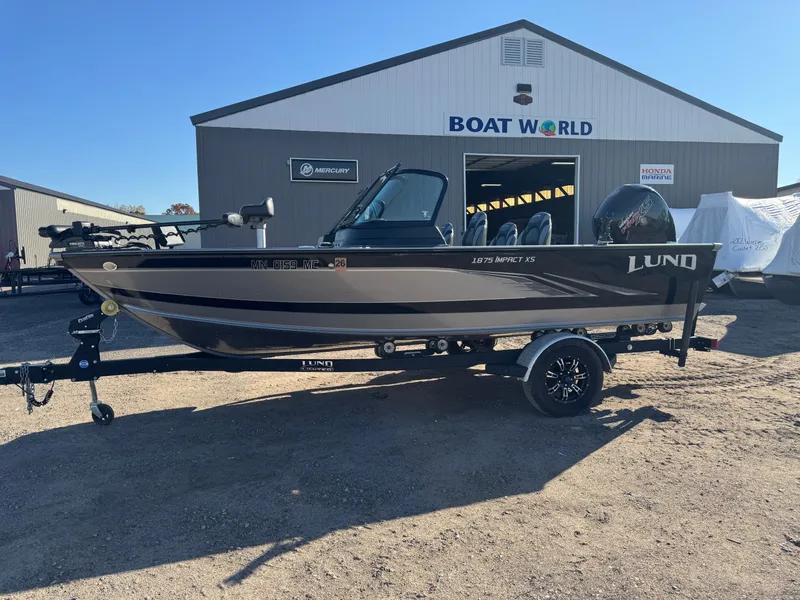 Slide: The Image of Lund 1875 Impact XS with 150HP Mercury Pro XS Fourstroke EFI 2021 - 26