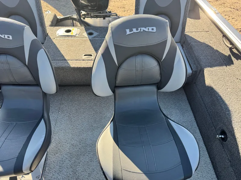 Slide: The Image of Lund 1875 Impact XS with 150HP Mercury Pro XS Fourstroke EFI 2021 - 35