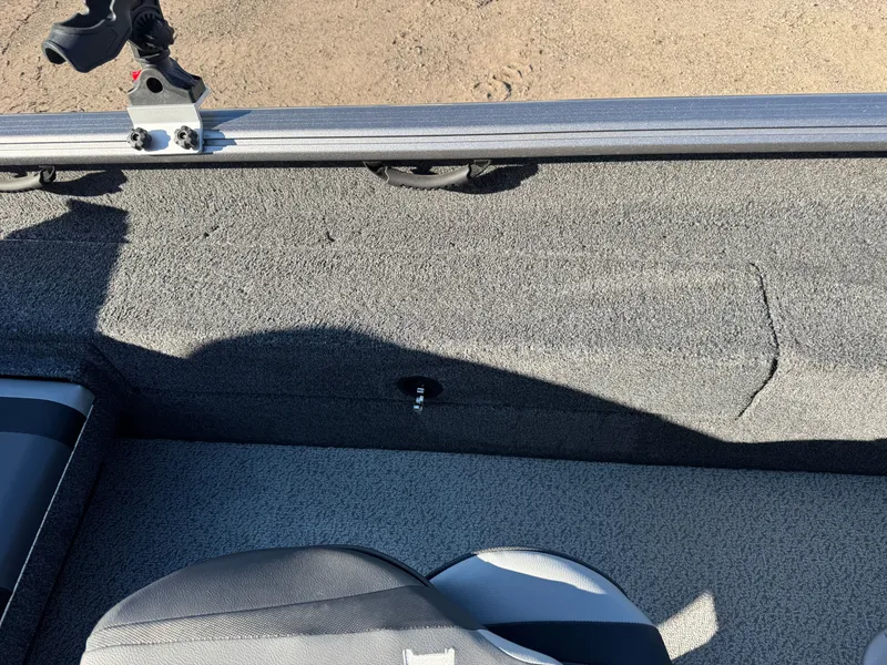 Slide: The Image of Lund 1875 Impact XS with 150HP Mercury Pro XS Fourstroke EFI 2021 - 36