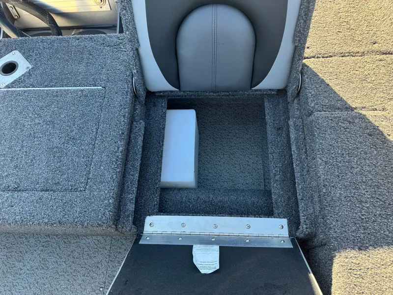 Slide: The Image of Lund 1875 Impact XS with 150HP Mercury Pro XS Fourstroke EFI 2021 - 47