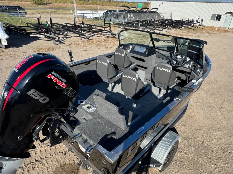 Slide: The Image of Lund 1875 Impact XS with 150HP Mercury Pro XS Fourstroke EFI 2021 - 5