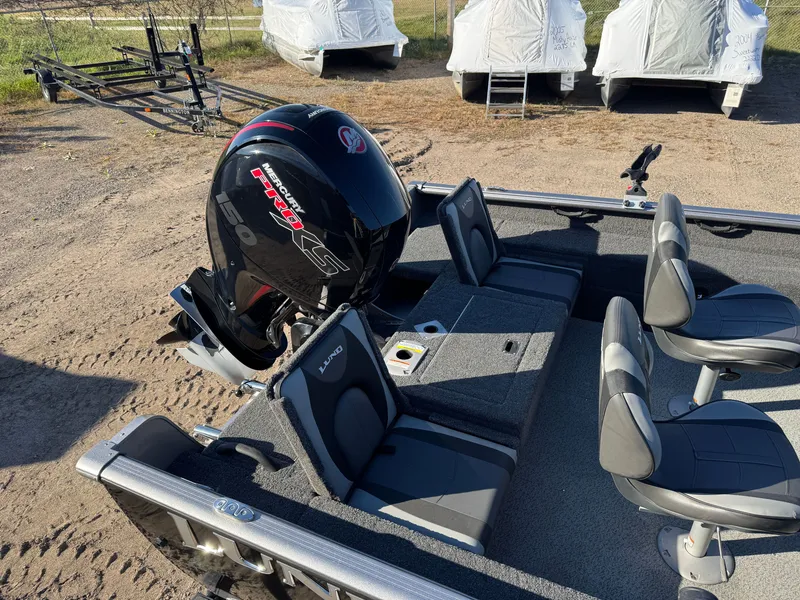 Slide: The Image of Lund 1875 Impact XS with 150HP Mercury Pro XS Fourstroke EFI 2021 - 6