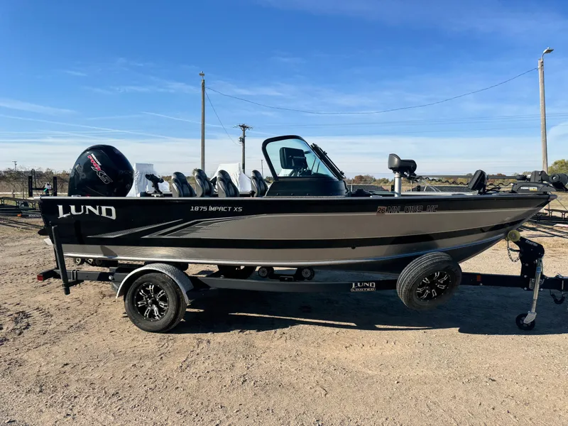 Slide: The Image of Lund 1875 Impact XS with 150HP Mercury Pro XS Fourstroke EFI 2021 - 68