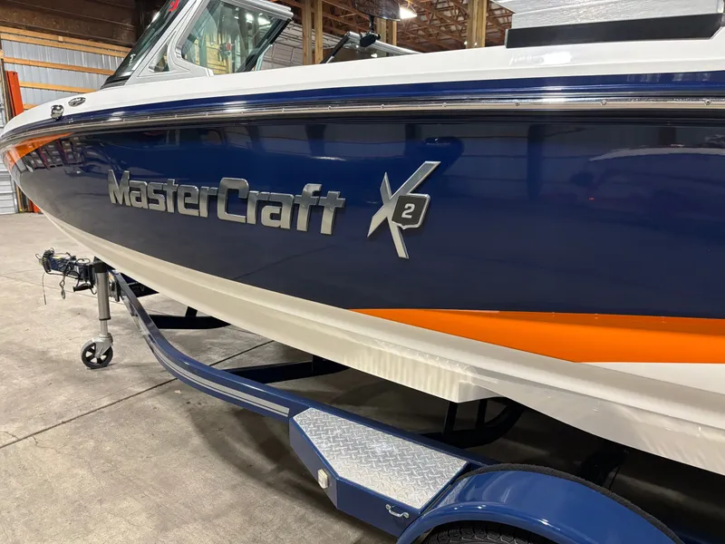 Slide: The Image of MasterCraft X2 2016 - 4