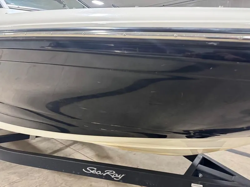 Slide: The Image of Sea Ray SPX 190 Outboard 2023 - 59