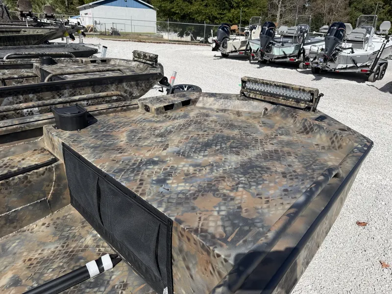 Slide: The Image of Excel 1754 Shallow Water F4 2026 - 3