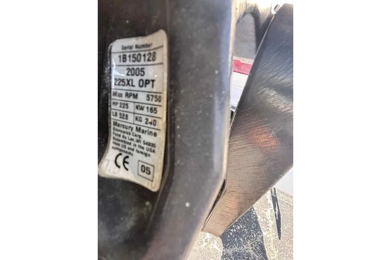 Slide: The Image of Label on Mercury Marine engine, 2005, 225XL OPT, for Wellcraft 302 Scarab. - 22