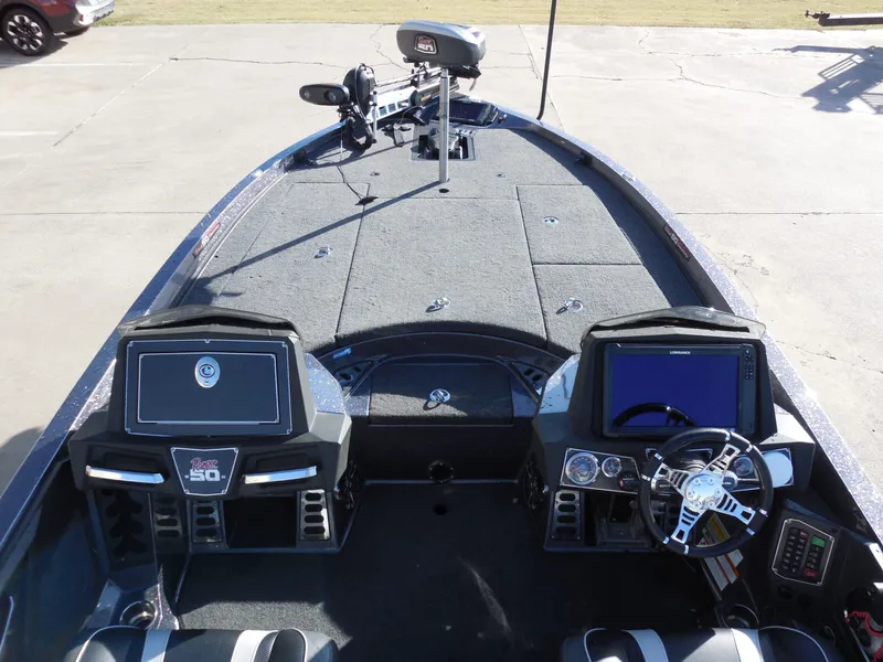 Slide: The Image of Ranger Boats Z520L 2018 - 9