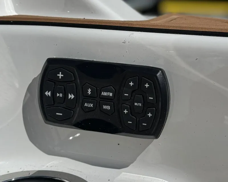 Slide: The Image of Yamaha 252SD 2026 - 12