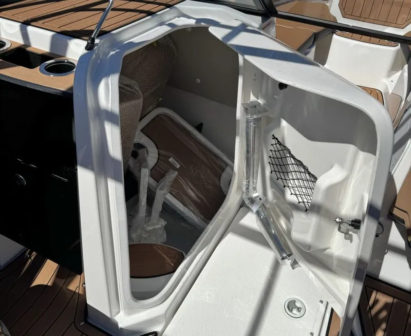 Slide: The Image of Yamaha 252SD 2026 - 18