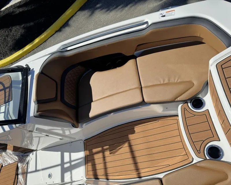 Slide: The Image of Yamaha 252SD 2026 - 24