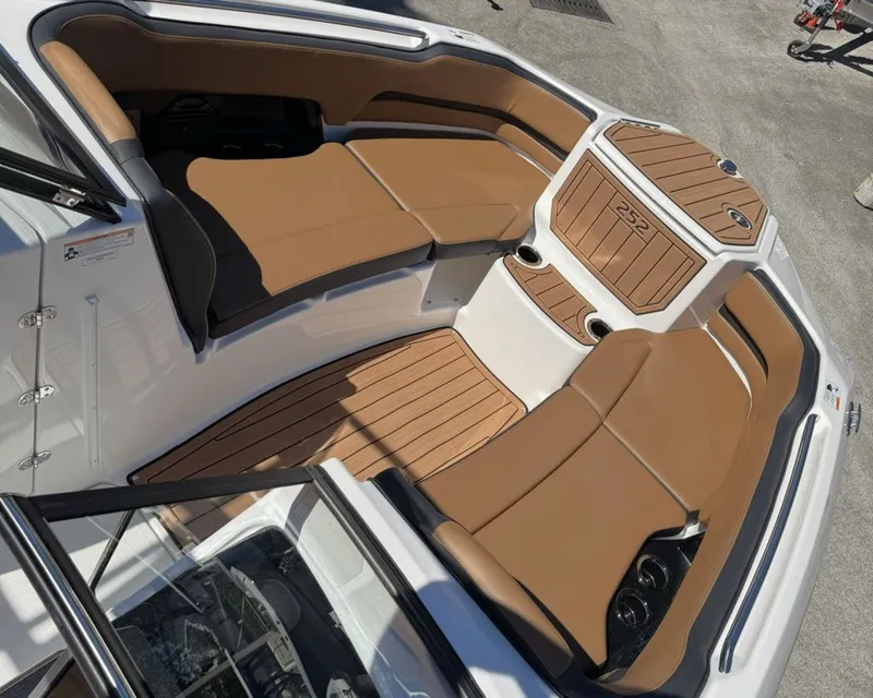 Slide: The Image of Yamaha 252SD 2026 - 25