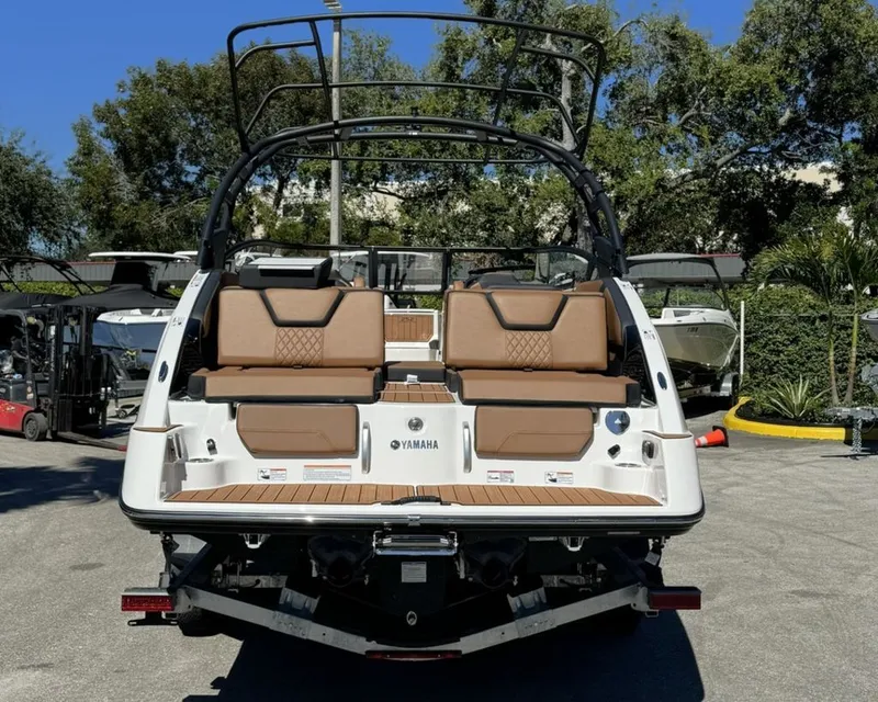 Slide: The Image of Yamaha 252SD 2026 - 4