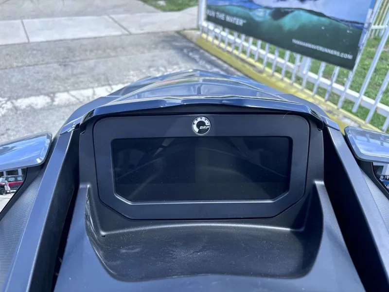 Slide: The Image of Sea-Doo RXT-X 325 2026 - 15