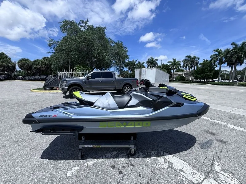Slide: The Image of Sea-Doo RXT-X 325 2026 - 3