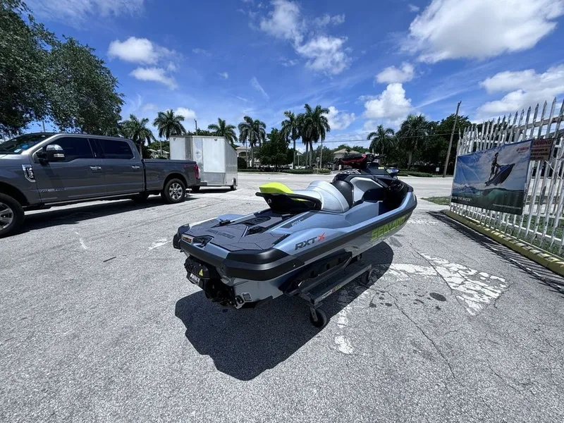 Slide: The Image of Sea-Doo RXT-X 325 2026 - 4