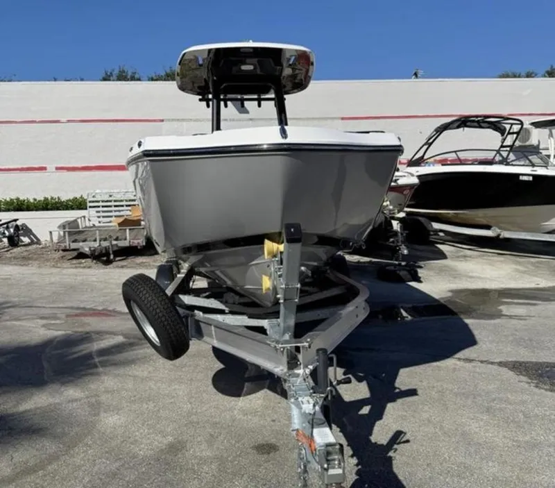 Slide: The Image of Yamaha 255 FSH Sport H 2026 - 4