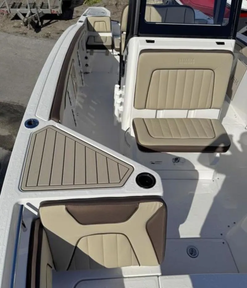 Slide: The Image of Yamaha 255 FSH Sport H 2026 - 8