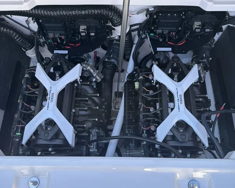 Slide: The Image of Yamaha 222SE 2026 - 30