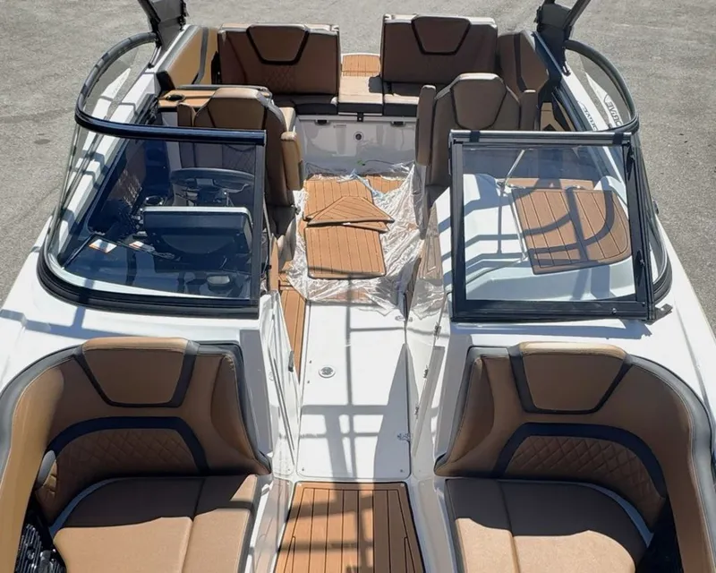 Slide: The Image of Yamaha 222SE 2026 - 31