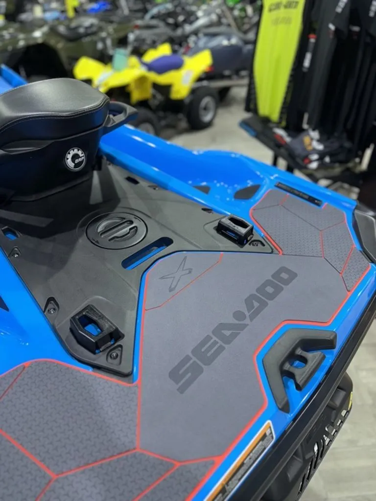 Slide: The Image of Sea-Doo RXT-X™ 325 Gulfstream Blue Premium 2026 - 12