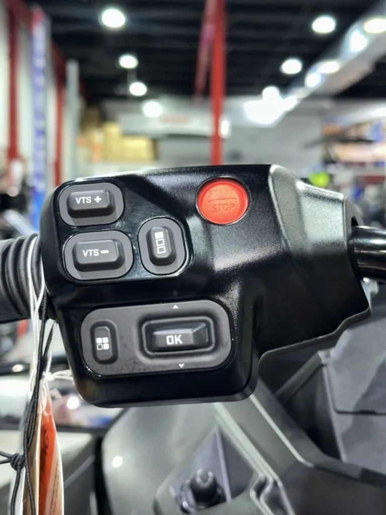 Slide: The Image of Sea-Doo RXT-X™ 325 Gulfstream Blue Premium 2026 - 7