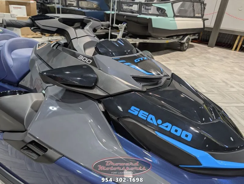 Slide: The Image of Sea-Doo GTX 300 2026 - 12