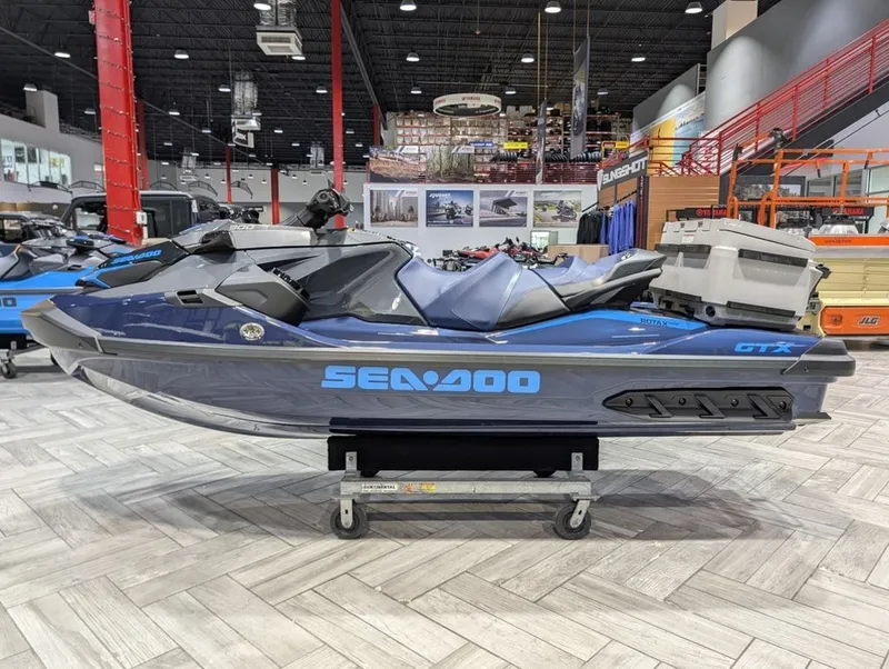 Slide: The Image of Sea-Doo GTX 300 2026 - 28