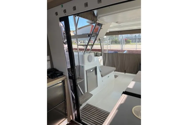 Slide: The Image of Interior view of 2018 Fountaine Pajot Helia 44 Evolution catamaran, featuring sleek design and modern amenities. - 61