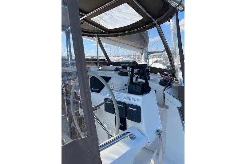 Slide: The Image of Helm of 2018 Fountaine Pajot Helia 44 Evolution catamaran with navigation equipment. - 71