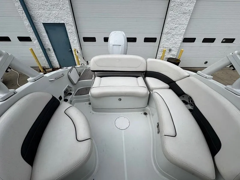 Slide: The Image of Eclipse E24XS 2018 - 12