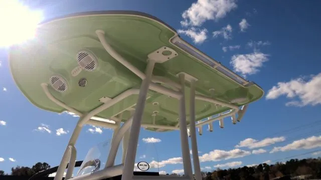 Slide: The Image of Sea Pro 202 Center Console 2026 - 3